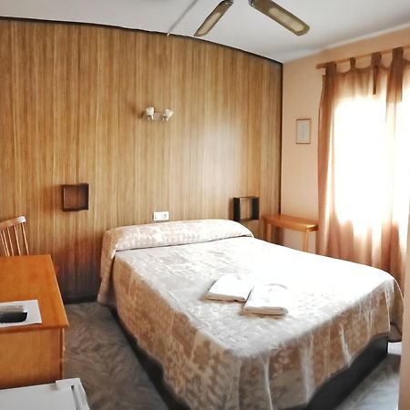 Hostal Cristina Denia Kültér fotó