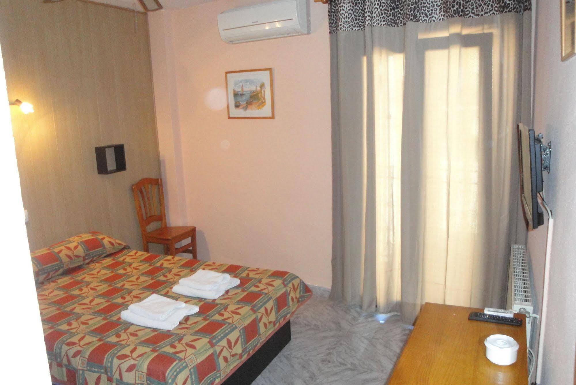 Hostal Cristina Denia Kültér fotó